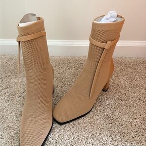 Elegant Tan Heeled Boots